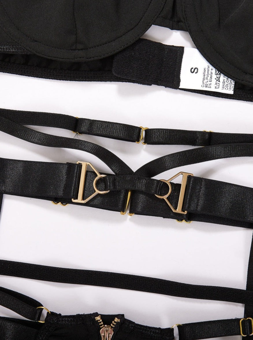 Conjunto de lencería bondage negro