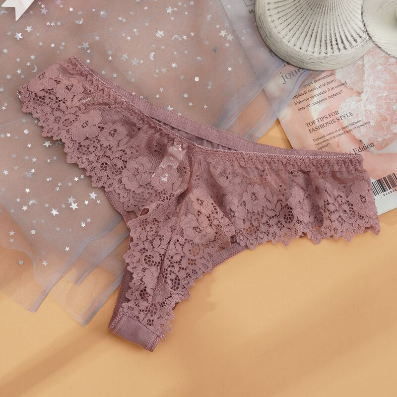Tanga en dentelle florale beige watsunder