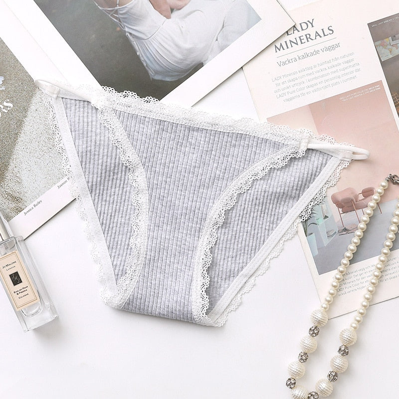 Petite culotte en coton et dentelle, sous-vêtement gris
