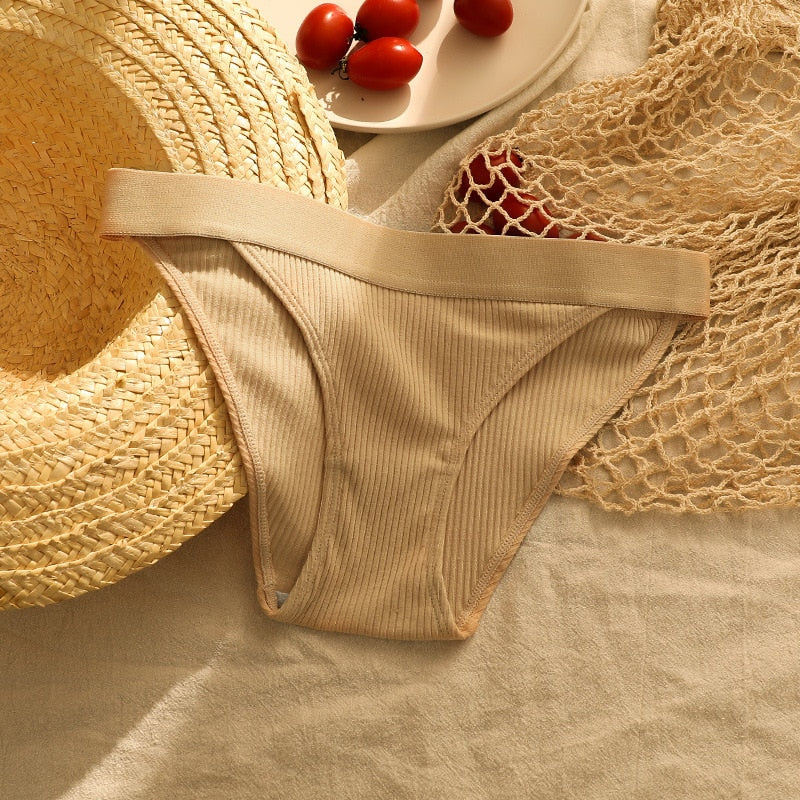 Petite culotte en coton taille basse pour femme beige