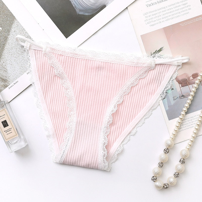 Petite culotte en coton et dentelle, sous-vêtement rose