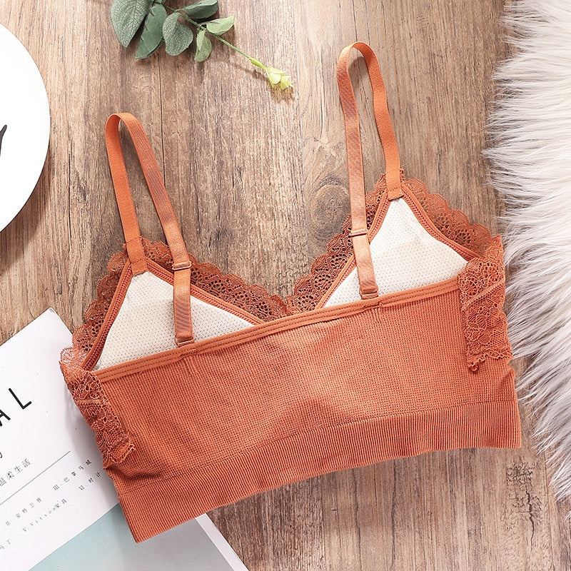 Brassière coquée en dentelle orange