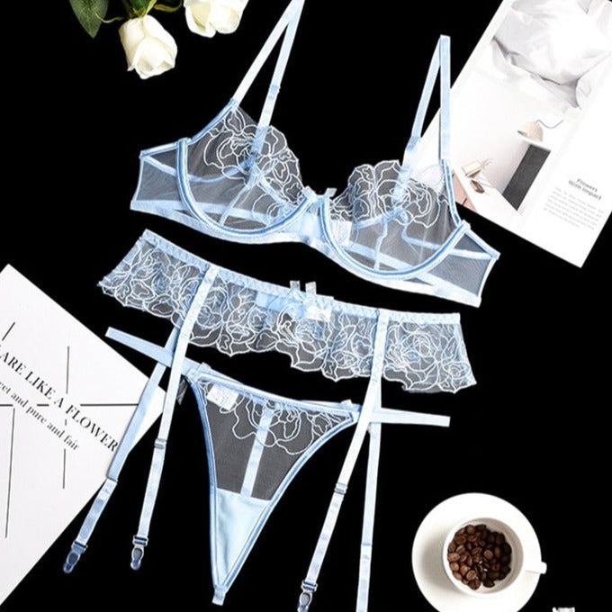 Duo lingerie push up et string en tulle bleue