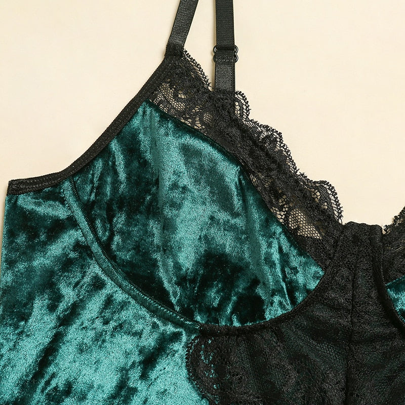 Tissu velour d'un body vert pour femme