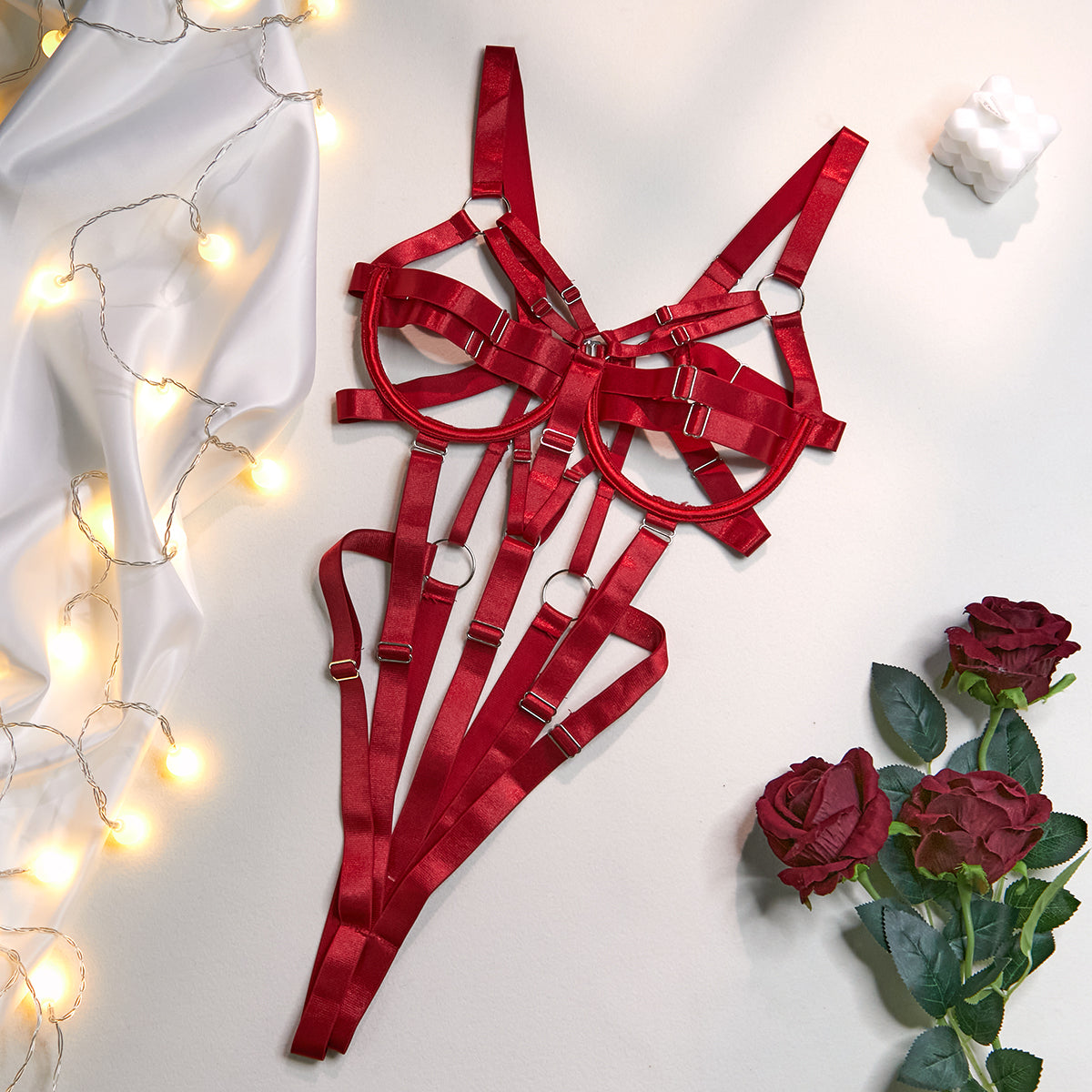 Body rouge à lanières