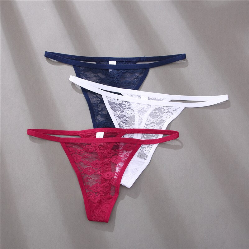 Lot de 3 strings en dentelle, bleu, blanc et rouge