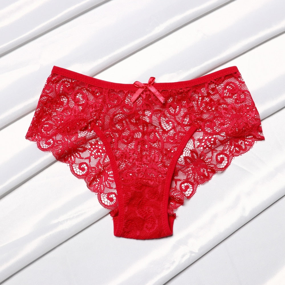 Petite culotte sexy en dentelle rouge