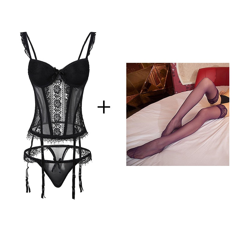 Duo lingerie érotique guêpière, bas violets et string