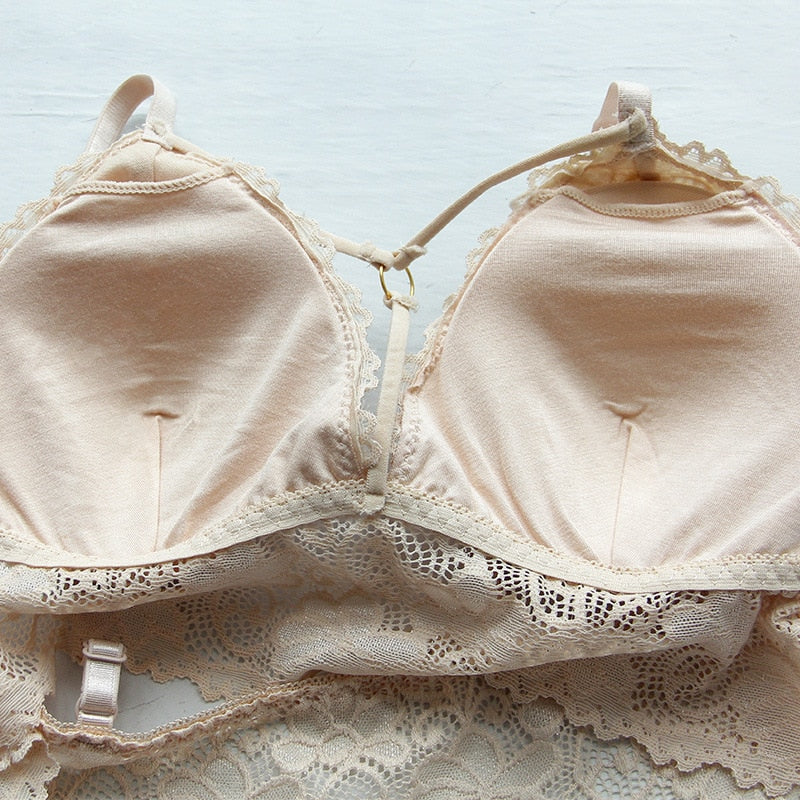 Bonnets d'une bralette bustier en dentelle pour femme