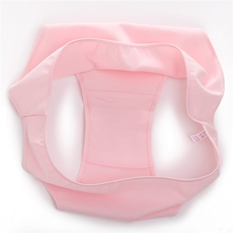 Doublure en coton d'une culotte rose