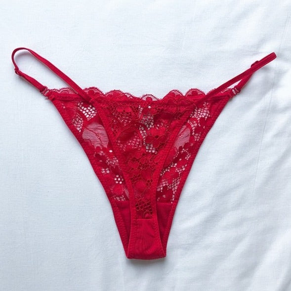 String en guipure rouge