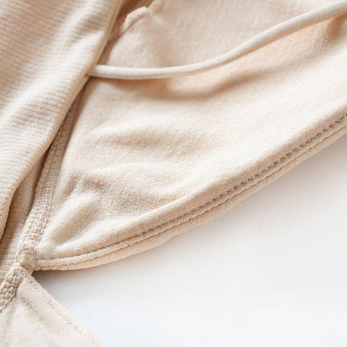 Tissu d'un soutien-gorge beige