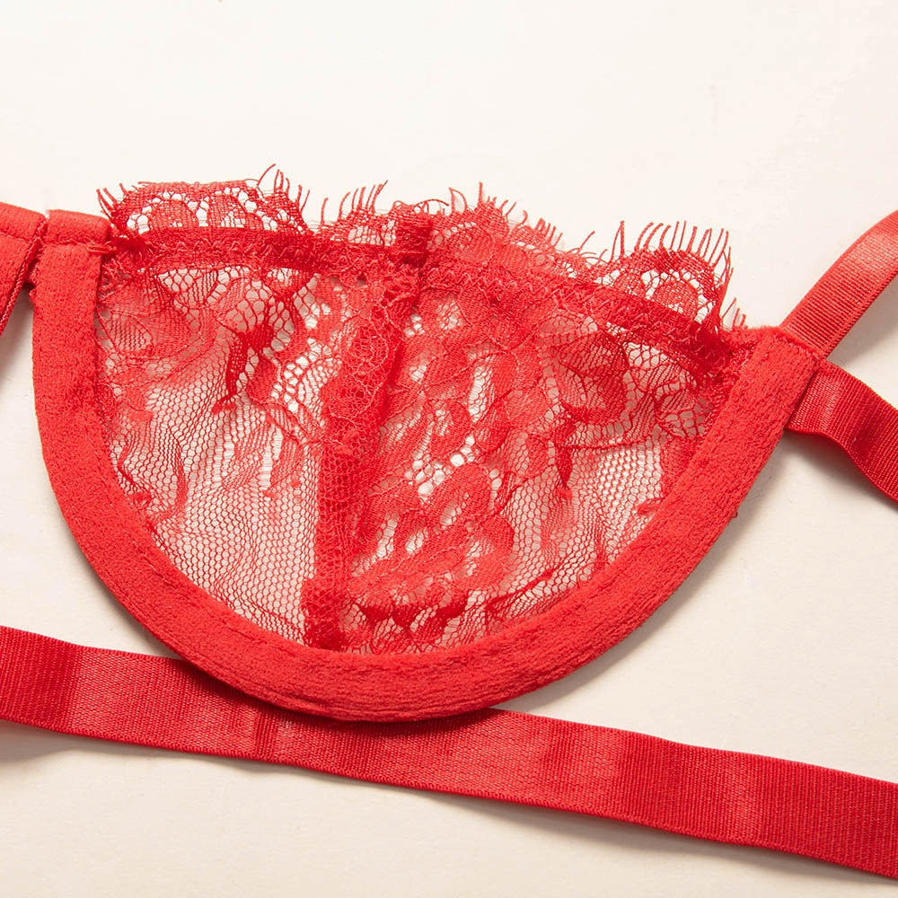 Bonnet en dentelle d'un soutien-gorge corbeille rouge