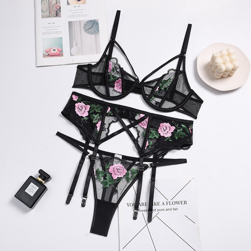 Ensemble de lingerie bohème noir à fleurs