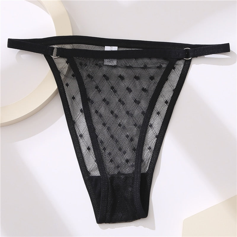 Petite culotte noire transparente