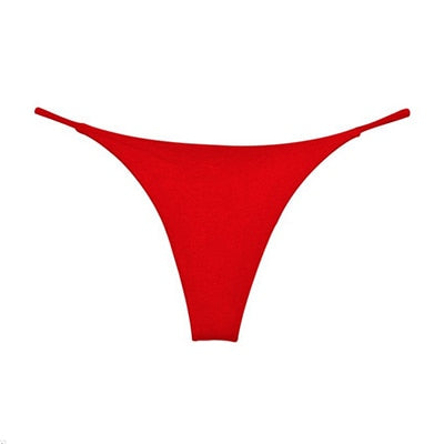 String slim en coton rouge