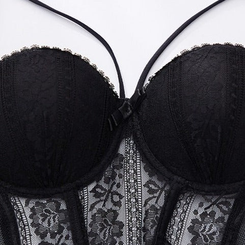 Bonnets rembourrés d'un corset sexy en dentelle noire