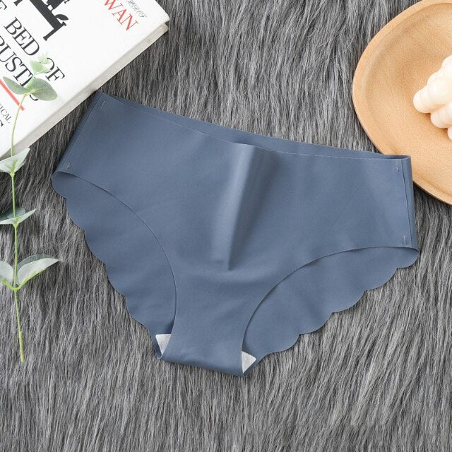 Culotte taille basse invisible bleue