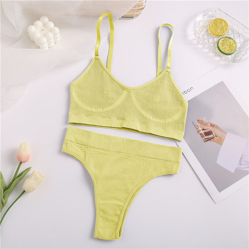 Ensemble de lingerie gym jaune pour femme