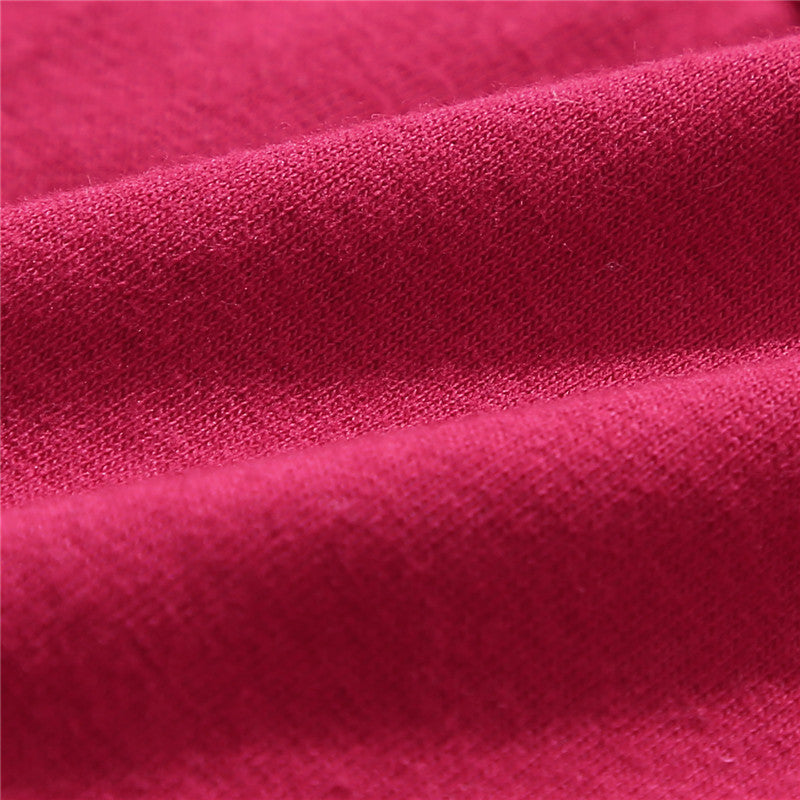 Tissu d'une culotte rouge en coton pour femme